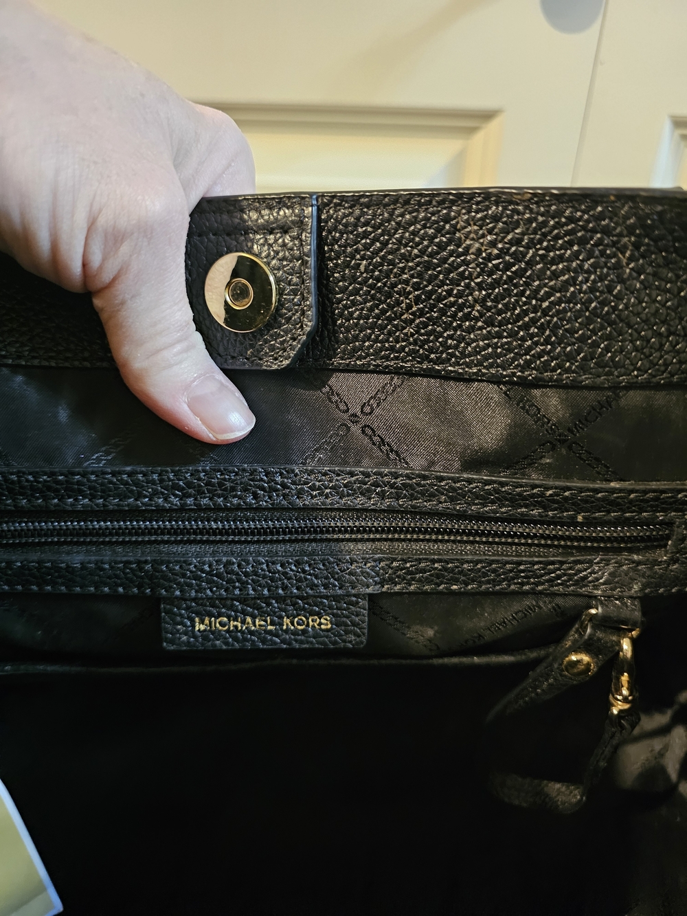 Michael Kors Black Pebbled Leather Tote with Gold MK Charm NWT - Picture 9 of 9